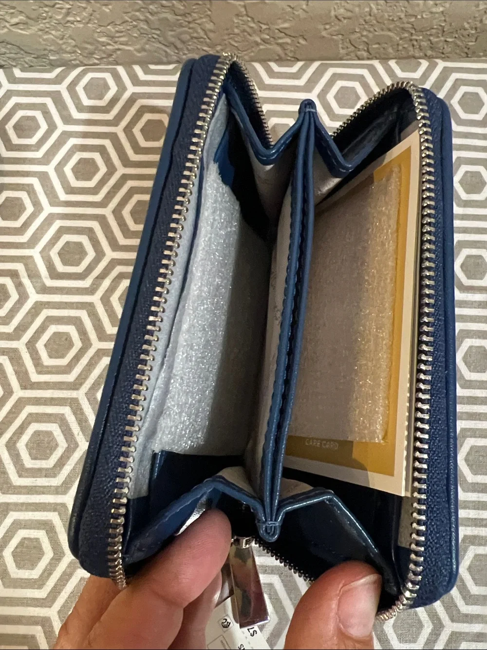 Michael Kors jet set HRI BLU MLTI sm za card case Wallet with silver Hardware